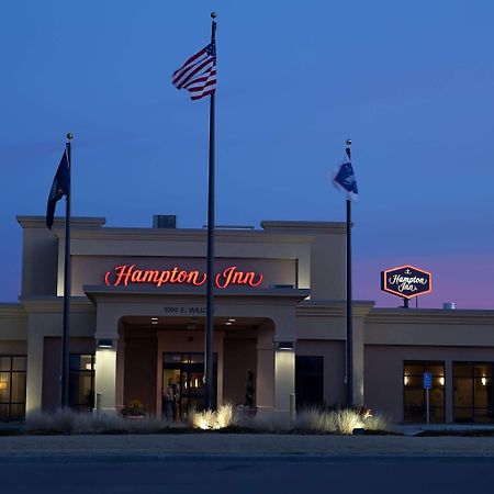 Hampton Inn Colby Exteriör bild